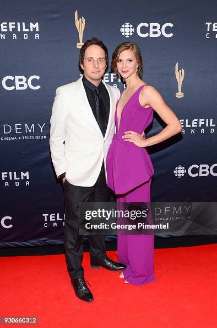 Who is Johnny Harris's Wife? A Look at Kaitlin Kozell and Jonny Harris's Story